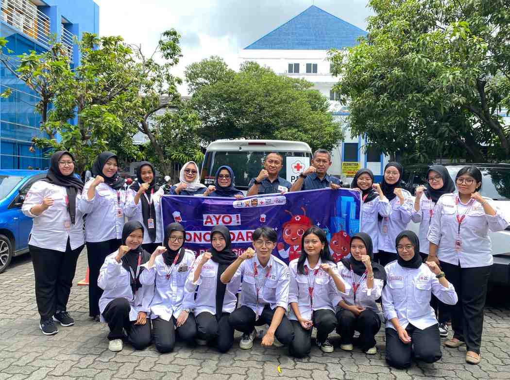 Foto bersama UDD PMI Provinsi Jateng